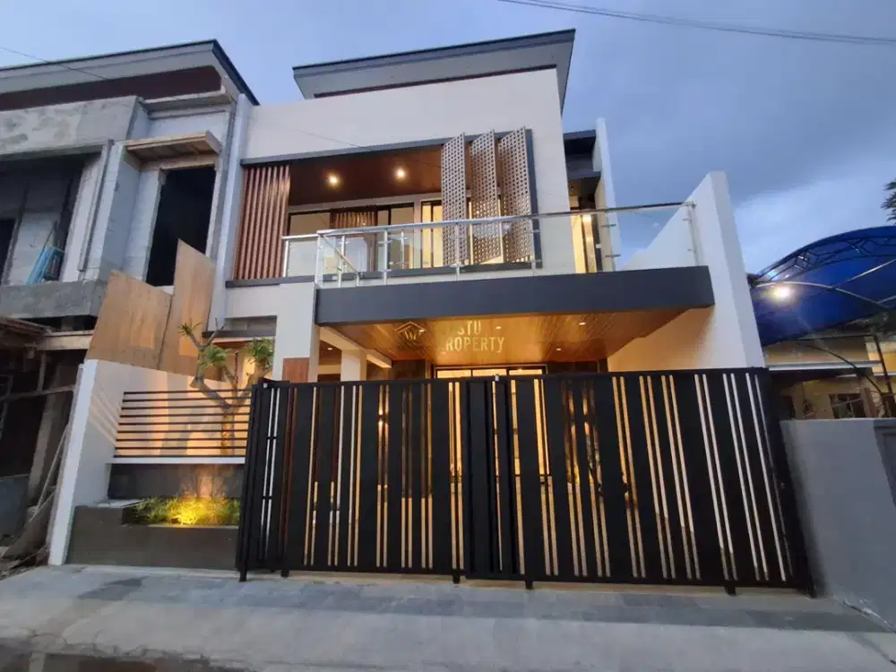 RUMAH MEWAH ADA PRIVATE POOL, DI PALAGAN DEKAT RINGROAD UTARA