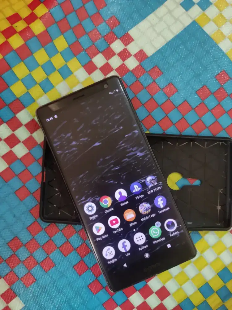 sony xz2 4/64gb