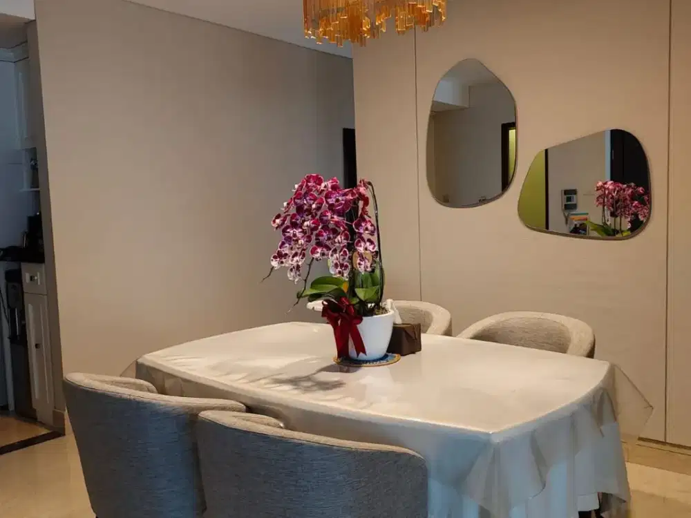 Dijual Apartment The Capital Residence, SCBD Jakarta Selatan - Type 3+1 BR Furnished Luas 170sqm with Balcony