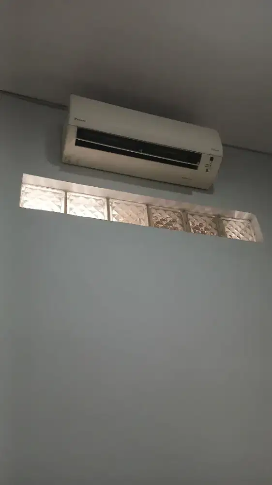 Dijual AC Daikin dingin
