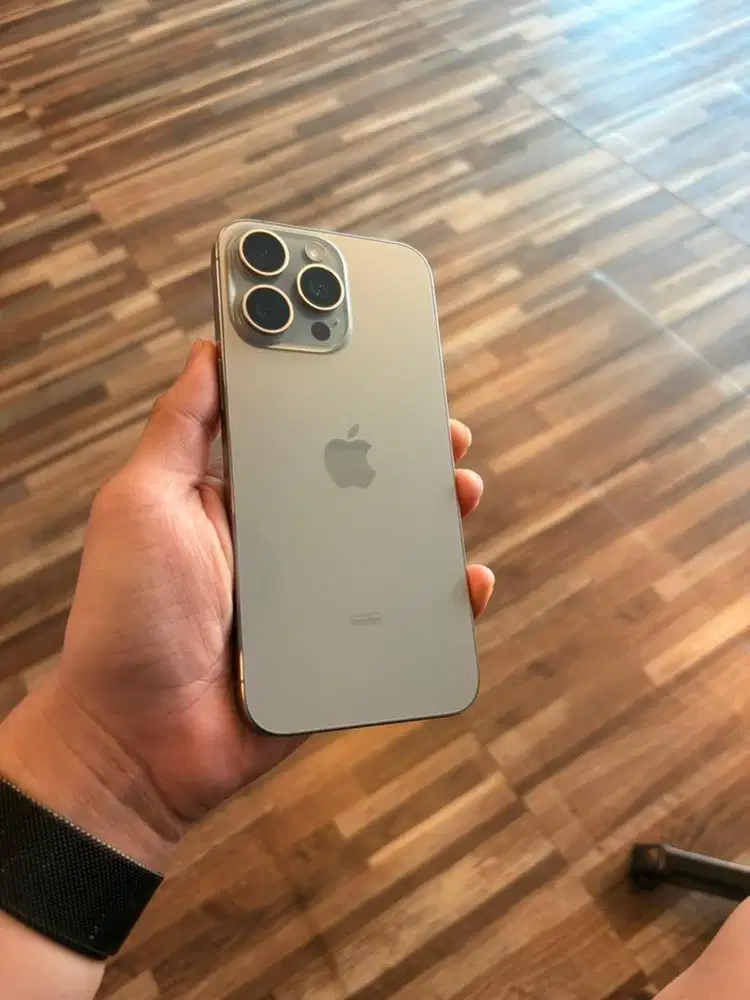 bisa tt iPhone 15 Promax 256Gb natural Ibox full ori