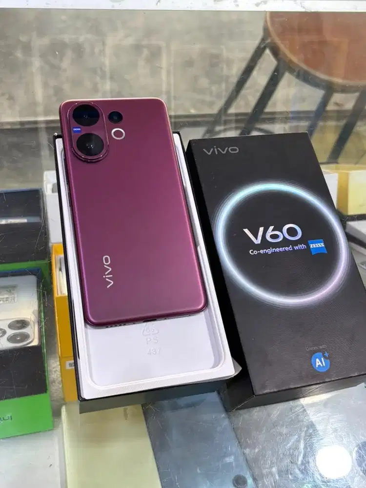VIVO V60 5G Ram 8/256, Pemakaian 2 Minggu, Seperti baru, Bergaransi.
