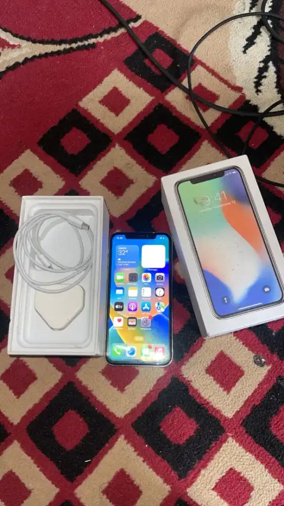 Iphone x 64GB ibox