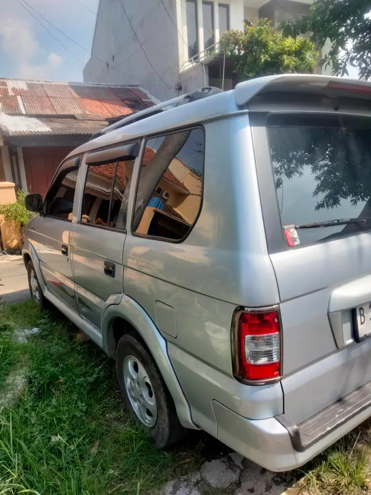 Mitsubishi Kuda 2003 Bensin
