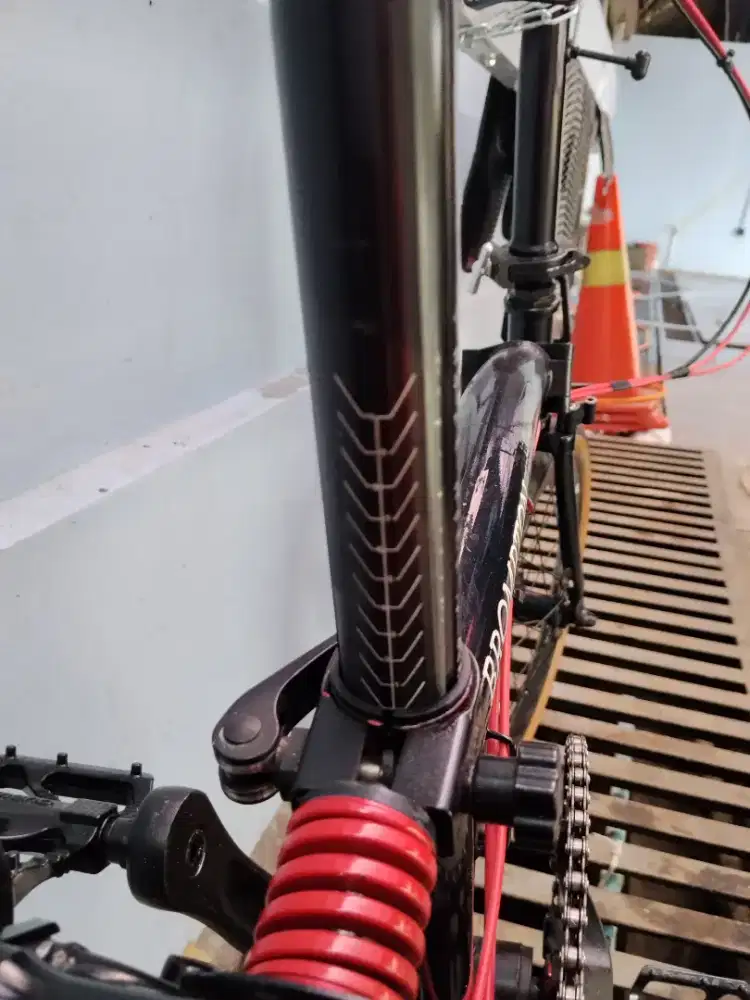 Di jual seatpost RAZE