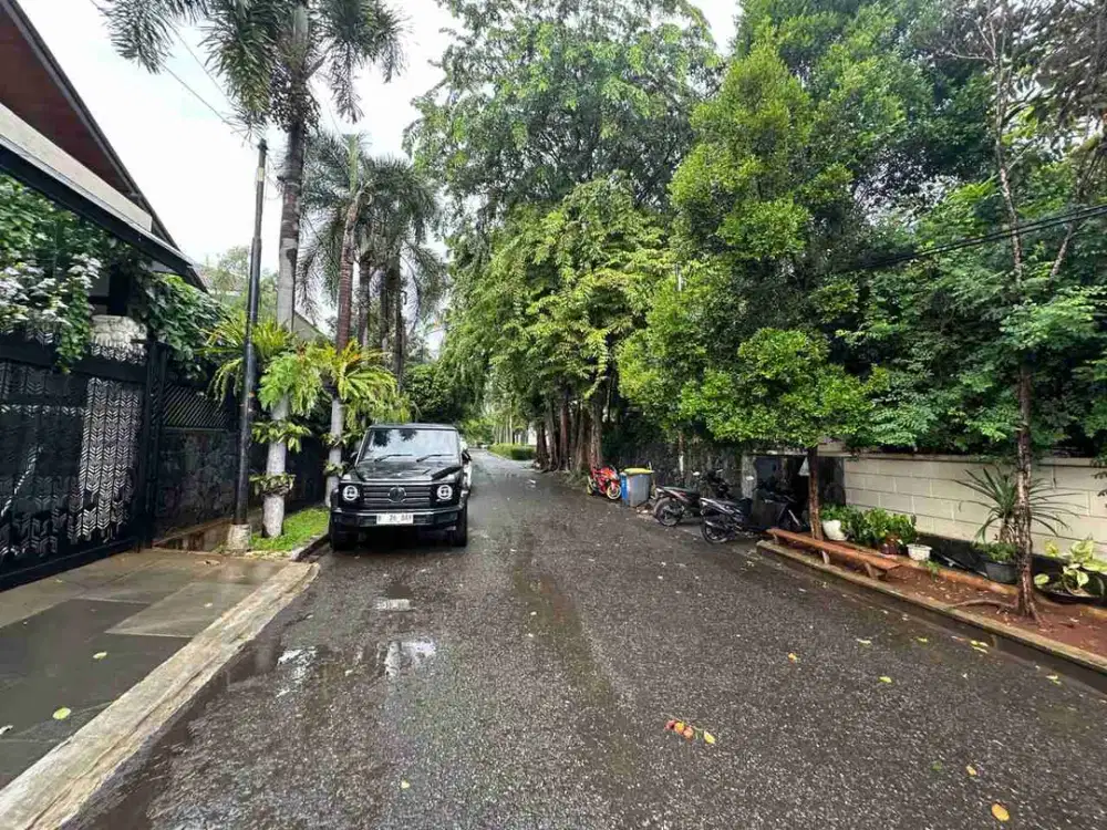 Dijual Rumah Lama Siap Huni
Permata hijau

Jl. Zamrud 
Luas Tanah 550
Luas Bangunan 400
SHM Onhand 
Kamar Tidur 3
Kamar Mandi 3
Service Area 1+1
Listrik 13.500Watt
PAM
Hadap Selatan

Harga Rp 40jt/m Nego