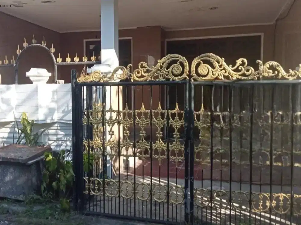 Rumah Rungkut Mapan Tengah, Strategis