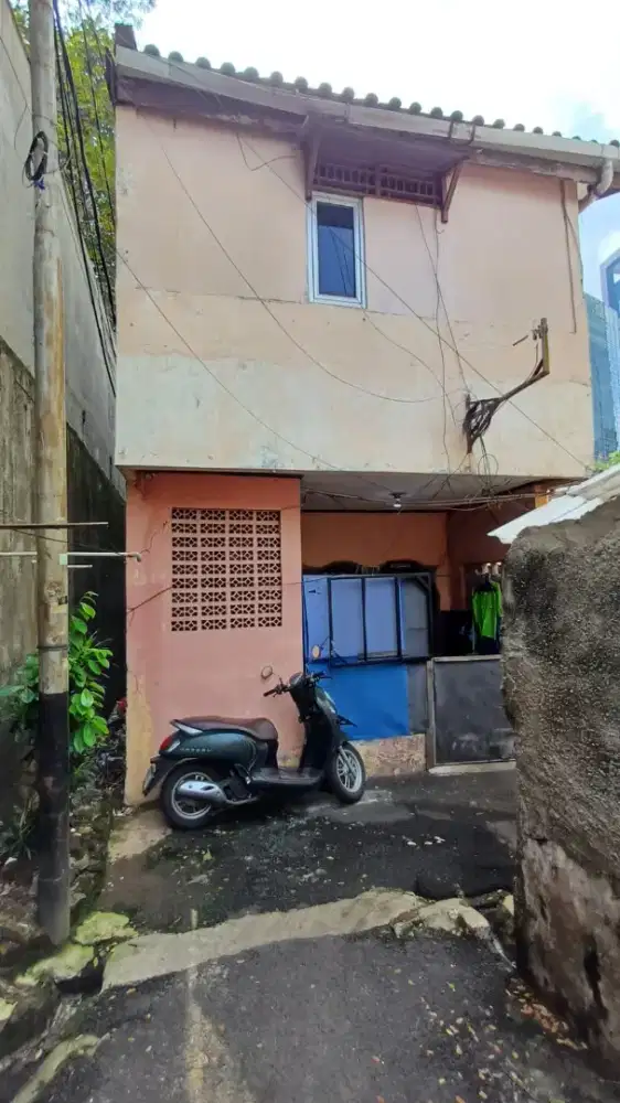 Dijual Rumah daerah kuningan (lahan potensial untuk dijadikan Kostan)