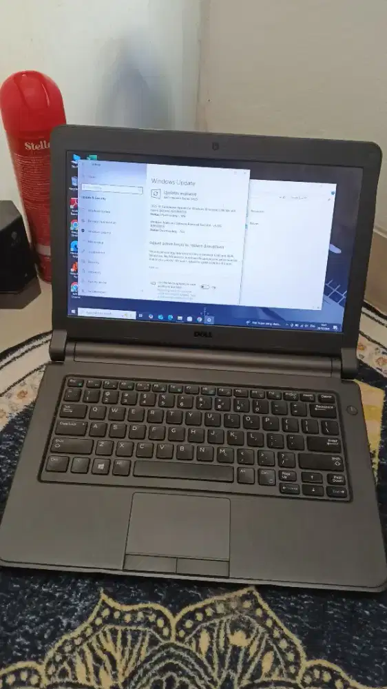 Laptop DEL Latitude 3350
Proc. Intel Corei3
VGA Intel HD Kota Bogor