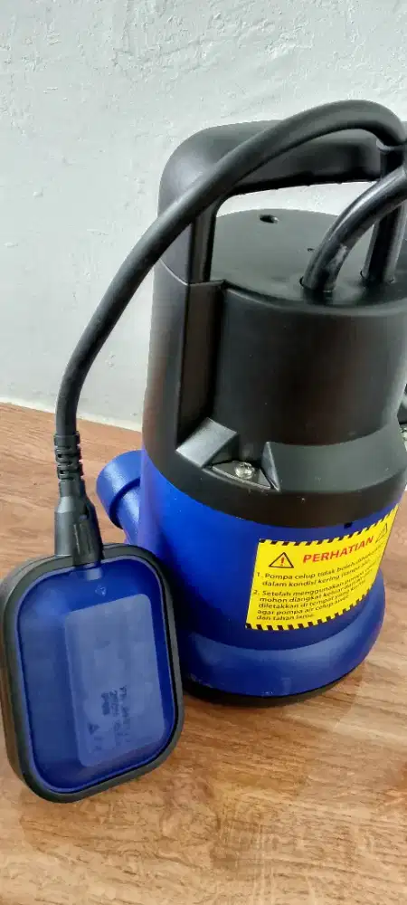Pompa air celup merk san-ei