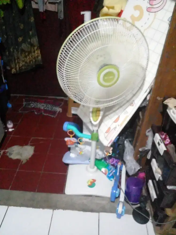 Kipas angin berdiri miyako normal semua