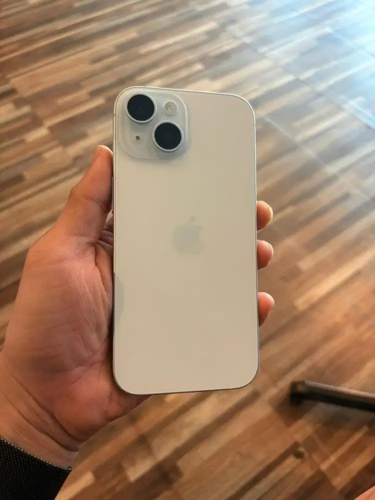 bisa tt iPhone 15 128Gb ibox full ori like new no minus