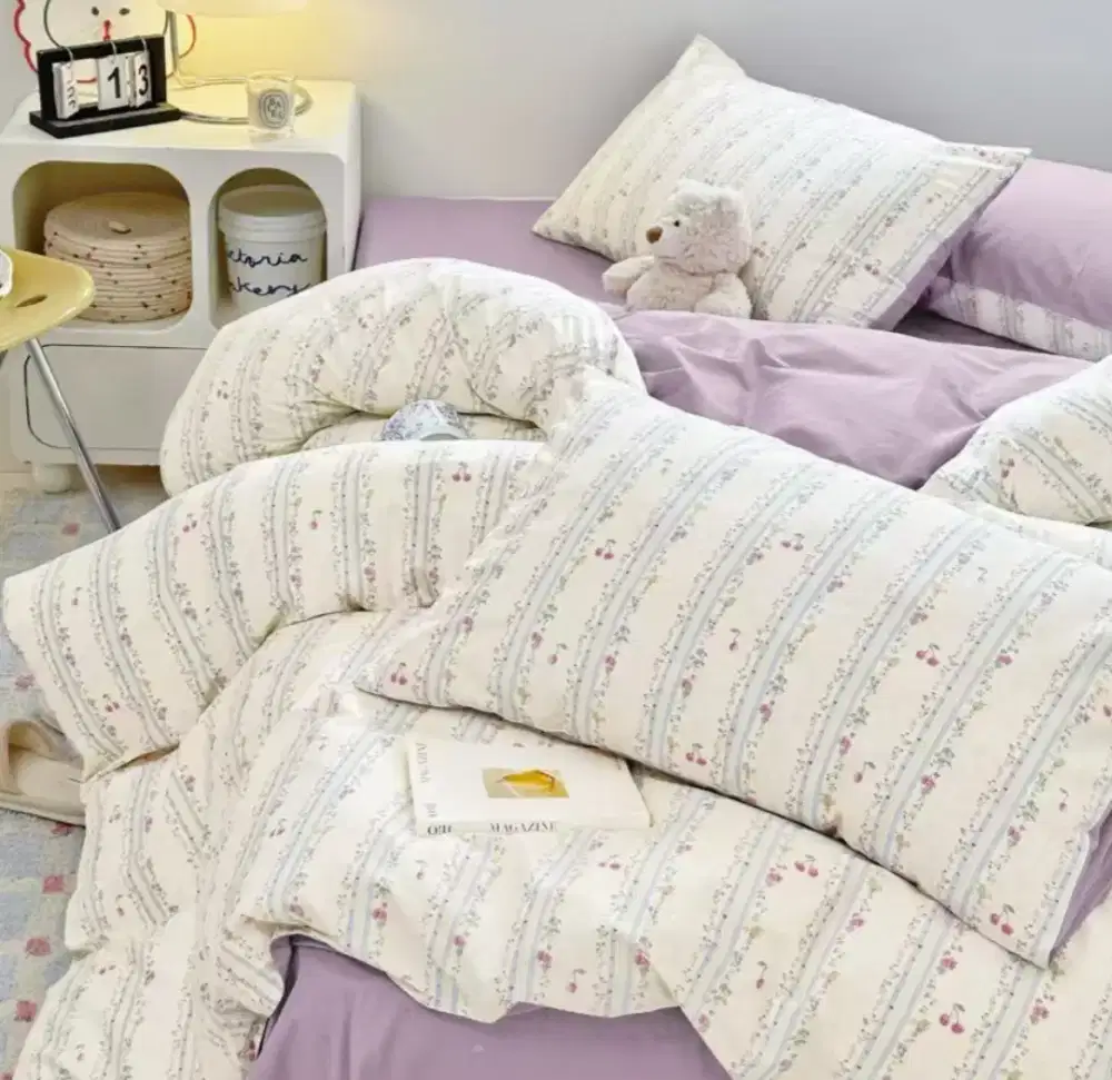 Sprei katun premium jepang bunga shabby ungu