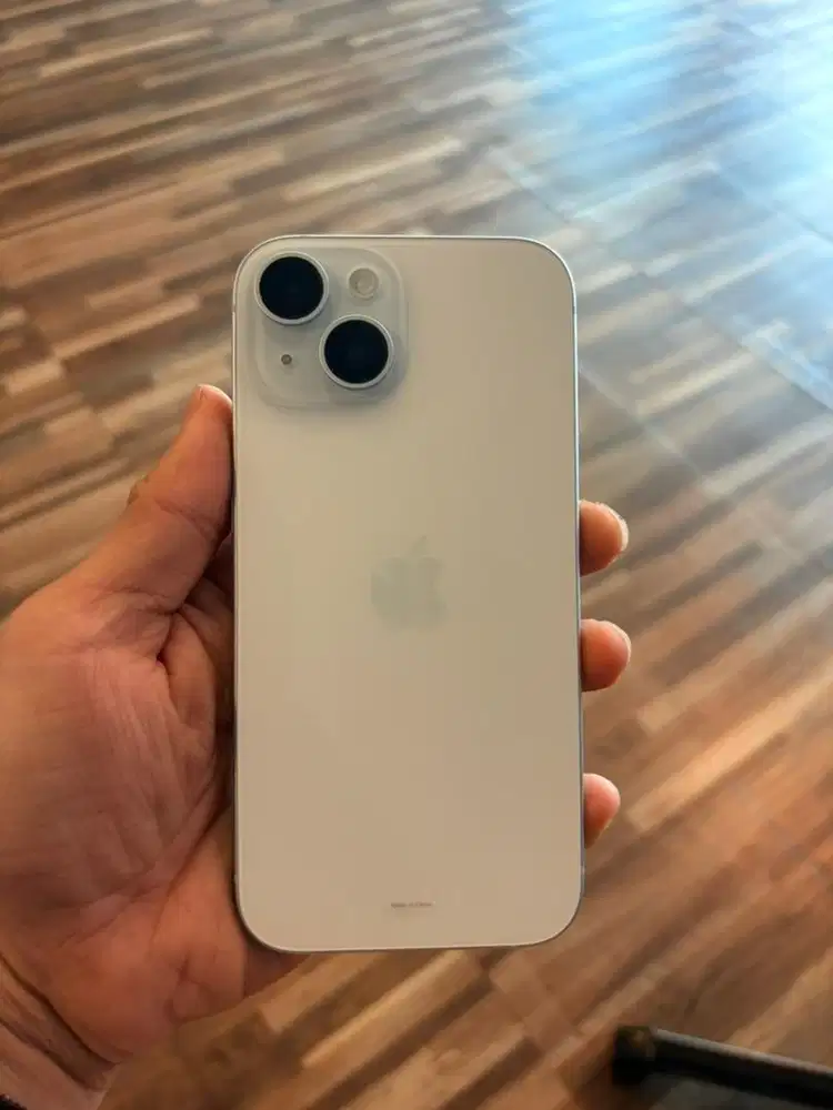 bisa tt iPhone 15 256Gb ibox full ori like new no minus