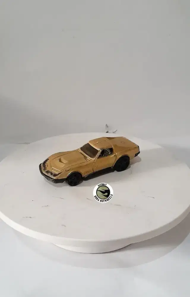 Hot Wheeels 69 Corvette Diecast RBH