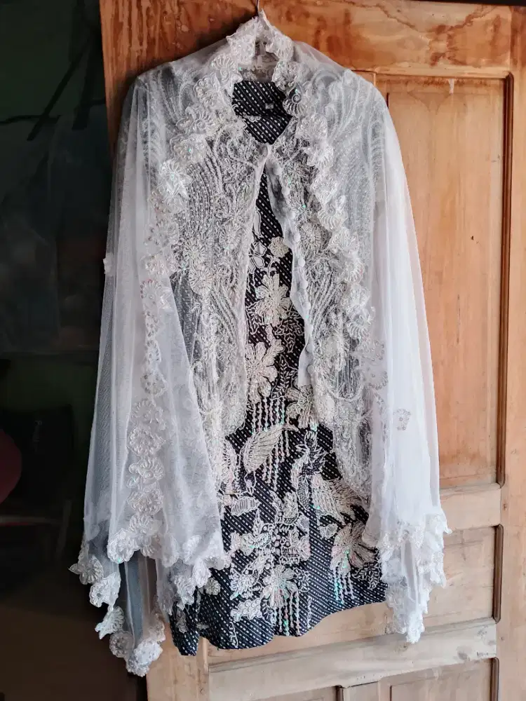 Jual Kebaya Payet Bugenvile
