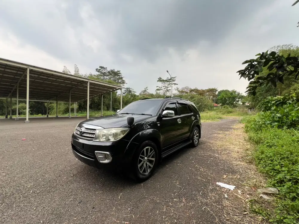 Toyota Fortuner 2010 Diesel