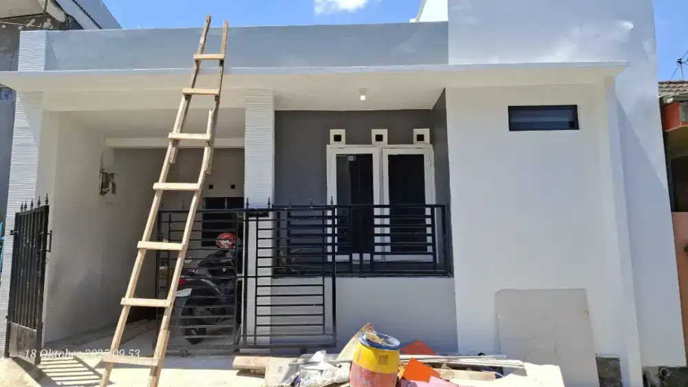 Rumah Cantik 1,5 Lantai Siap Huni Dekat MAKODAM Banyumanik Semarang