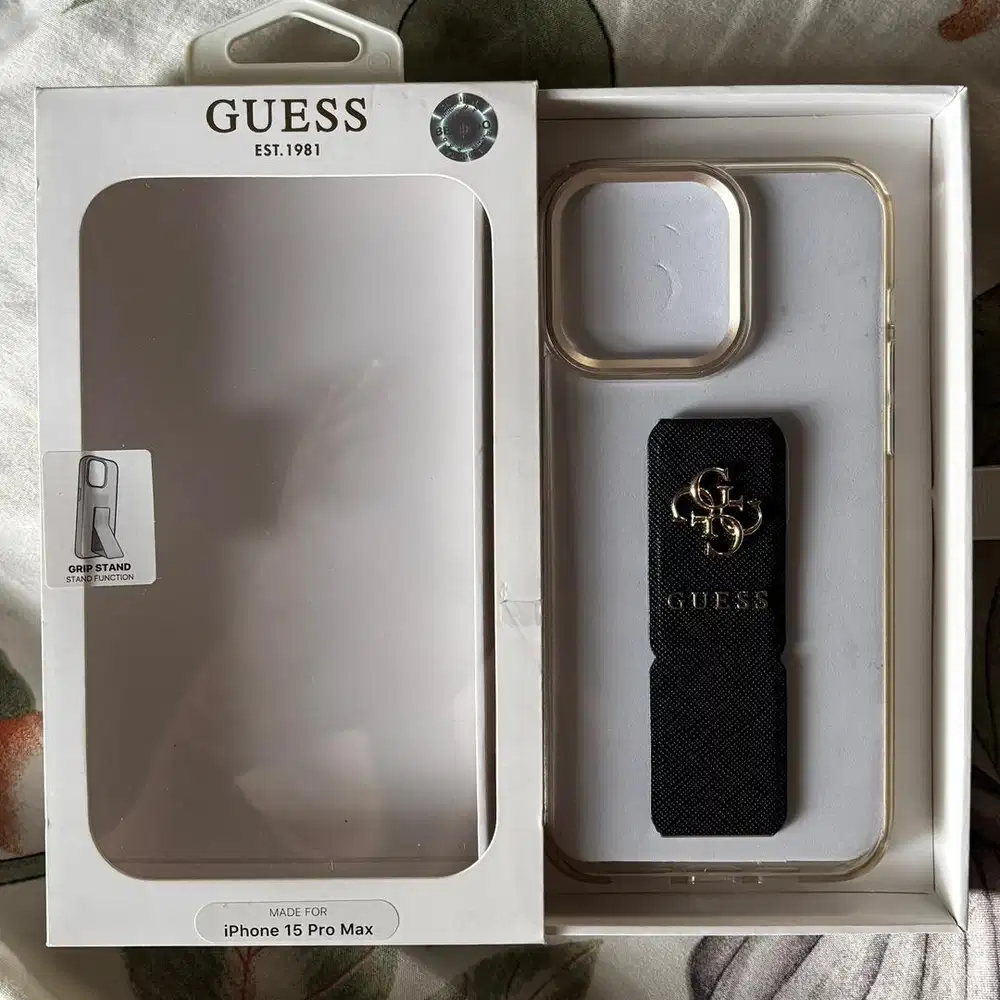Casing Guess iPhone 15 Pro Max – Luxury & Protection in One
