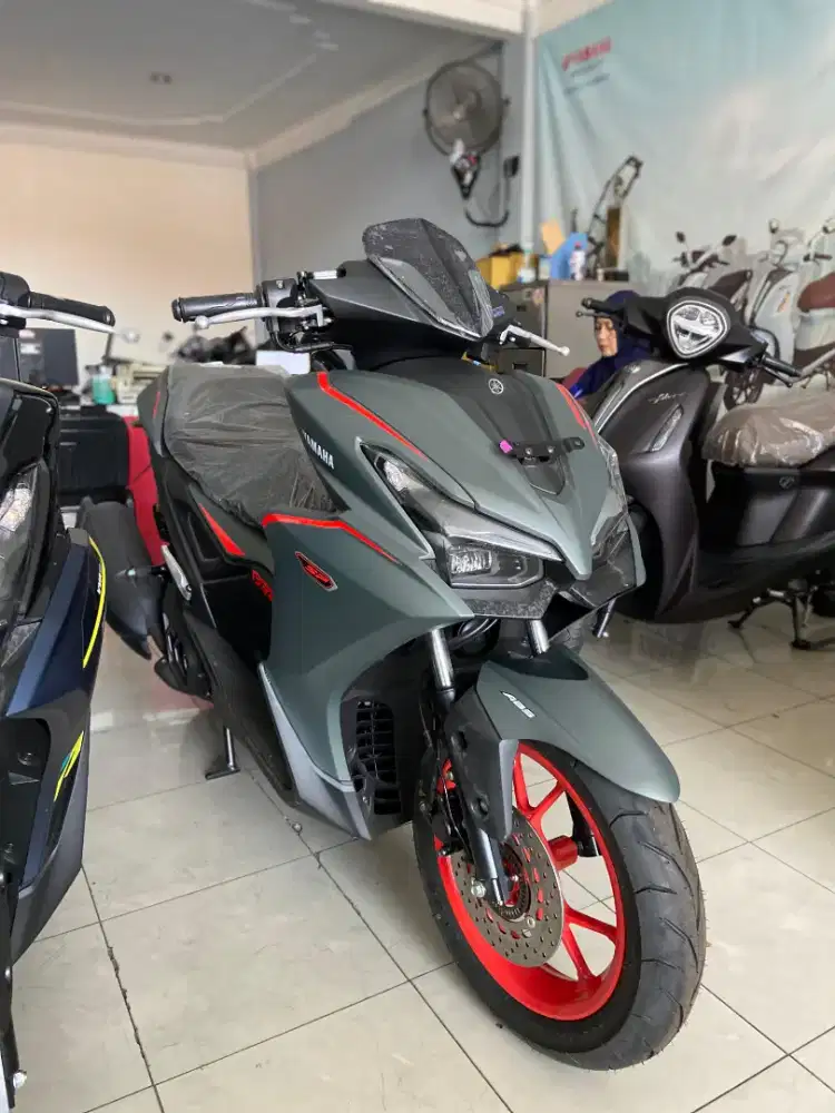 Melayani pembelian cash maupun kredit motor Yamaha baru