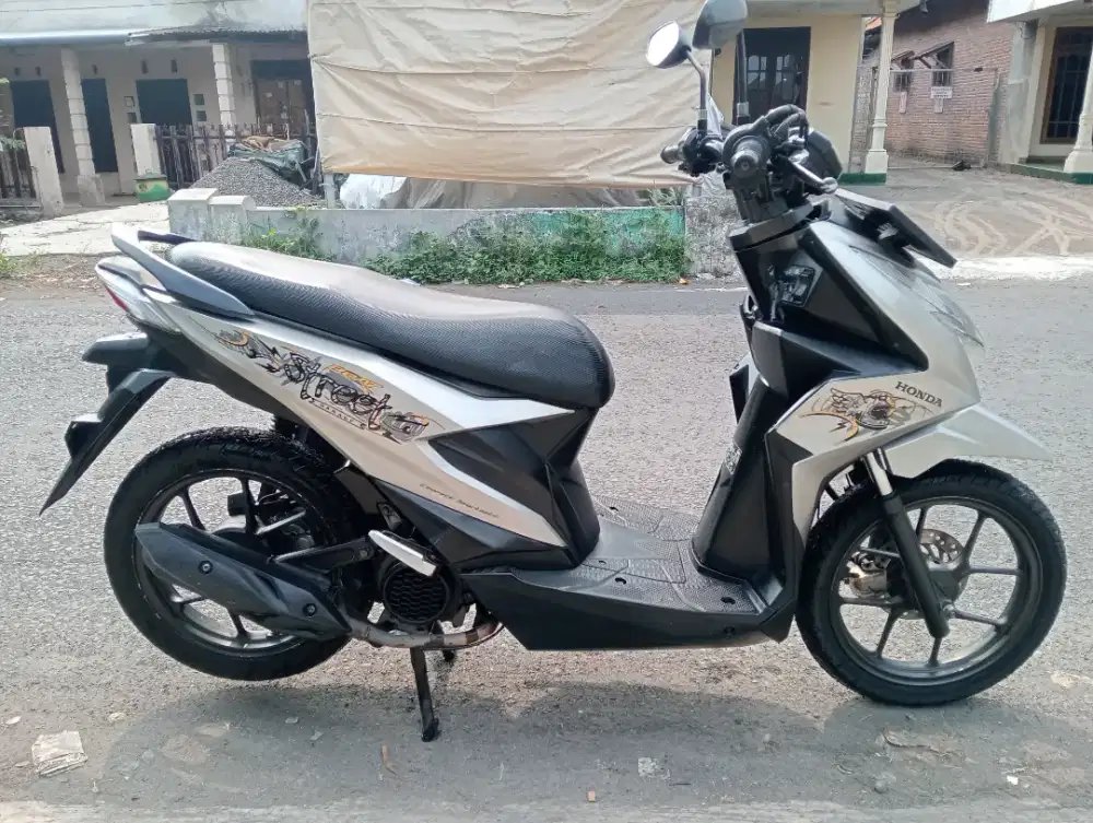 Honda beat streat tahun 2022 lengkap hidup