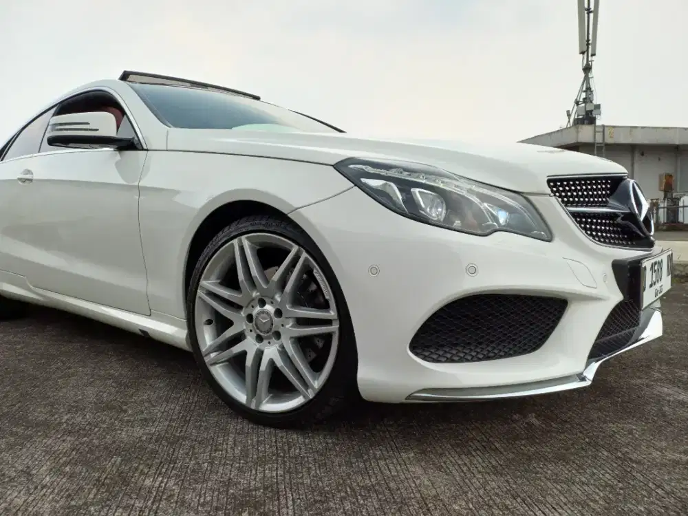 Mercedes Benz E200 Coupe Cbu Automatic