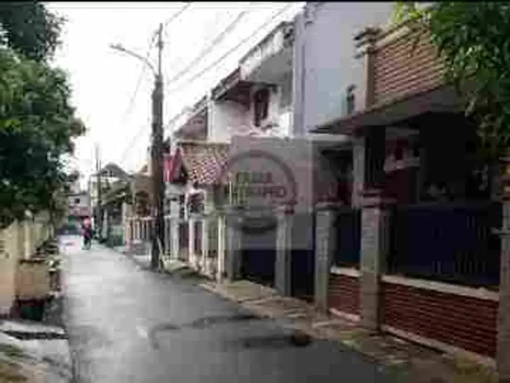 rumah 5 kamar di Rawamangun area Cipinang