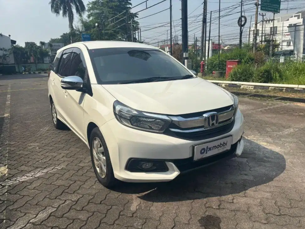 DP MURAH Honda Mobilio 1.5 E Bensin-AT 2017 Putih CWYKB