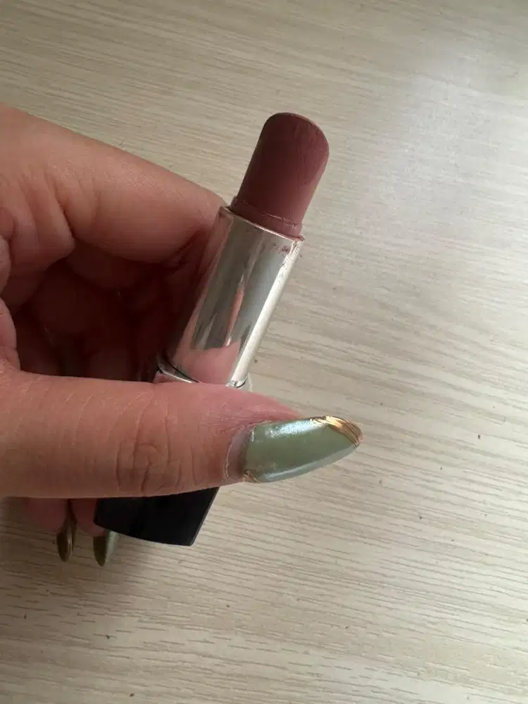 Lipstick dior nude