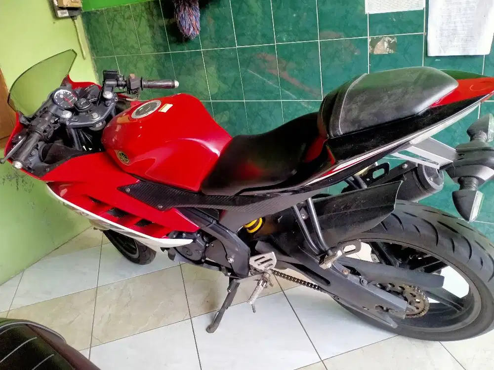 DIJUAL YAMAHA R15