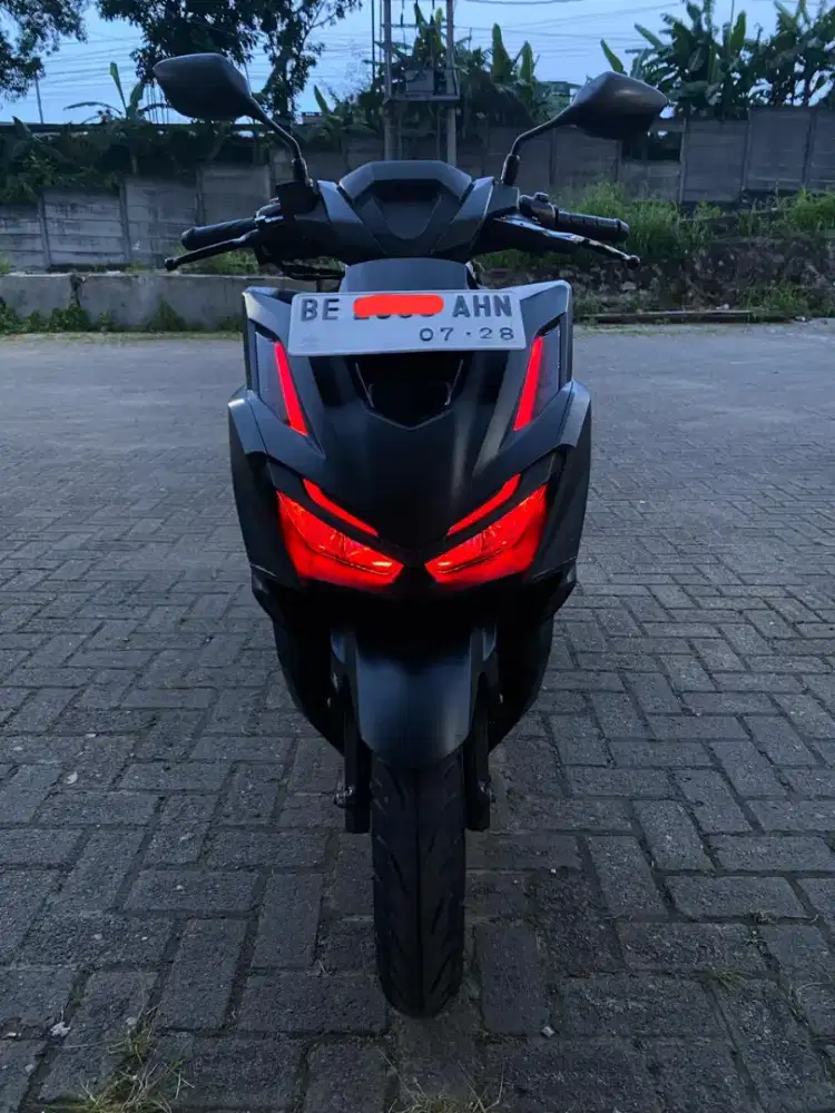 Vario 160 CBS Black