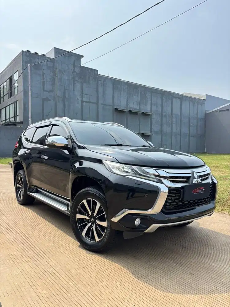 Mitsubishi Pajero Dakar 2.4 2017 Automatic ( Hitam Metalik )