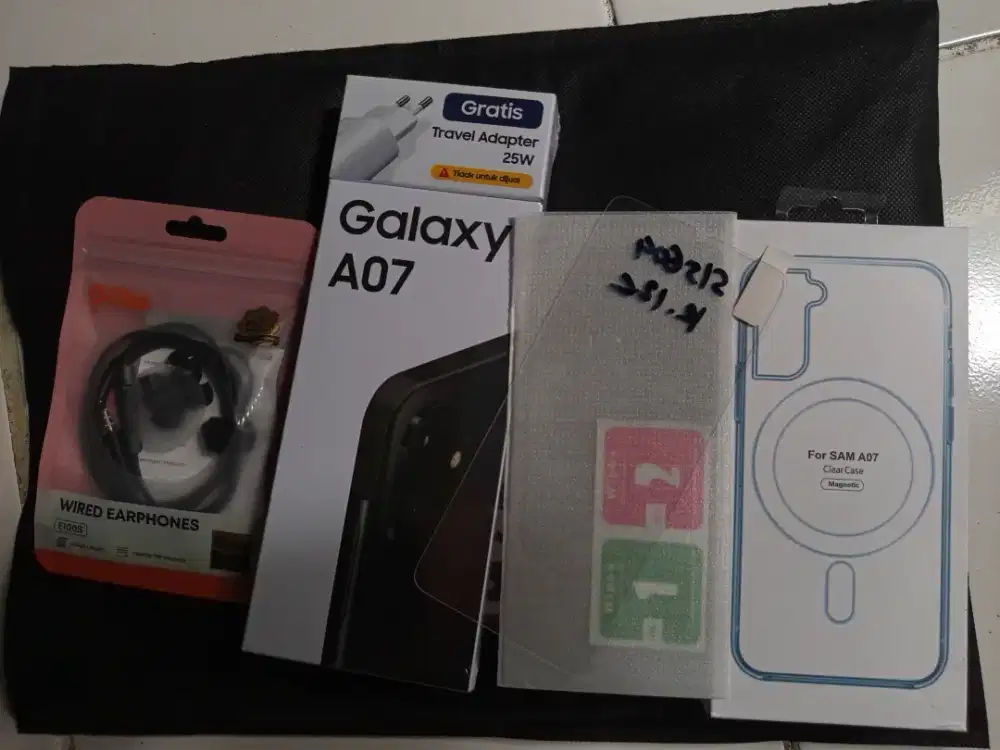 Samsung Galaxy A07 4/64GB
Bonus softcase,headset dan Anti Gores