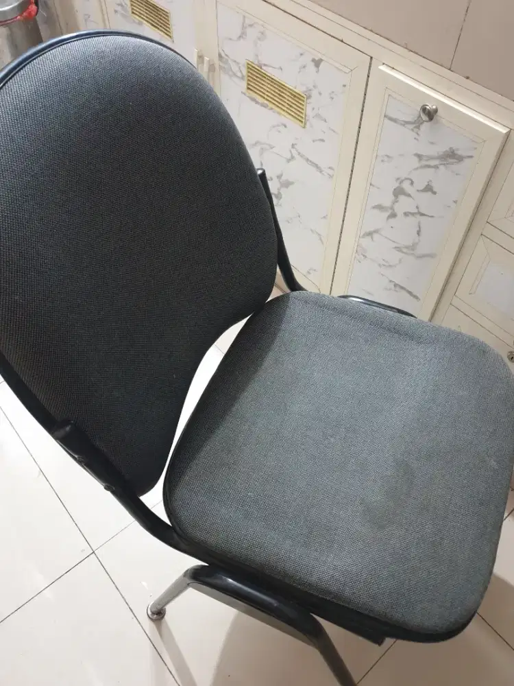 Jual kursi bisa untuk meja makan,kantor,meja belajar dll