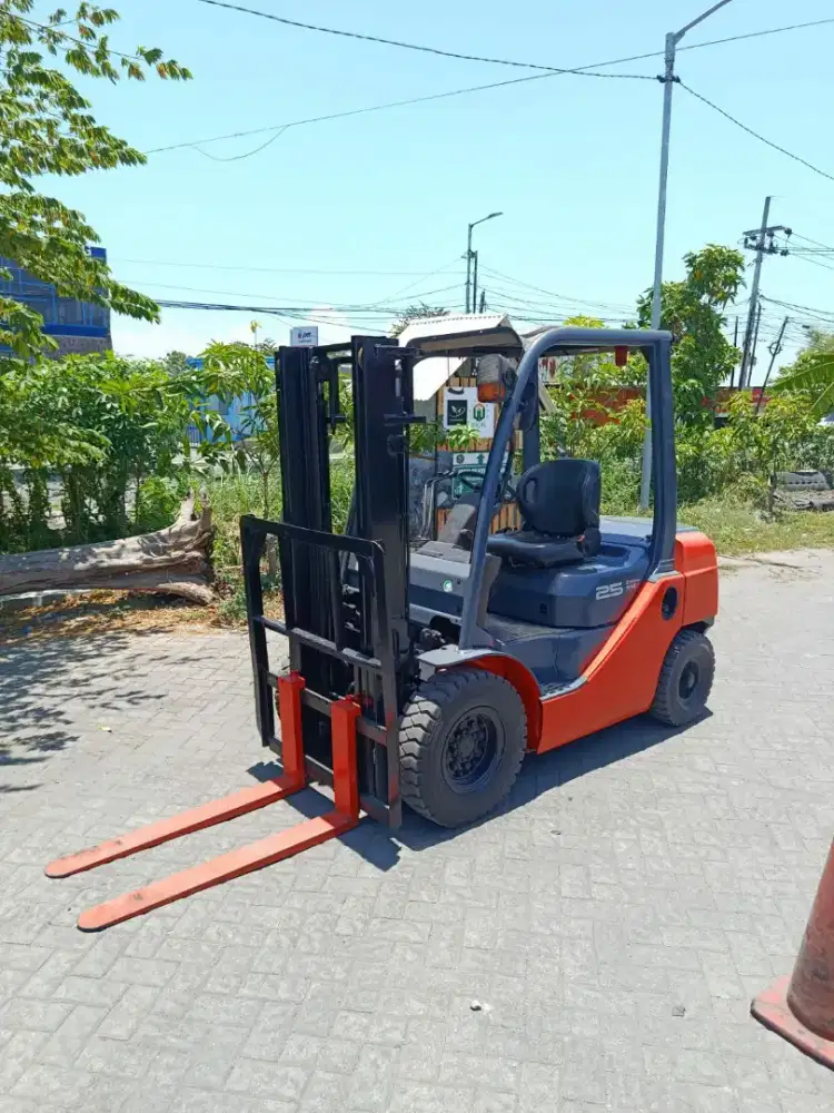 Forklifts toyota 2,5ton