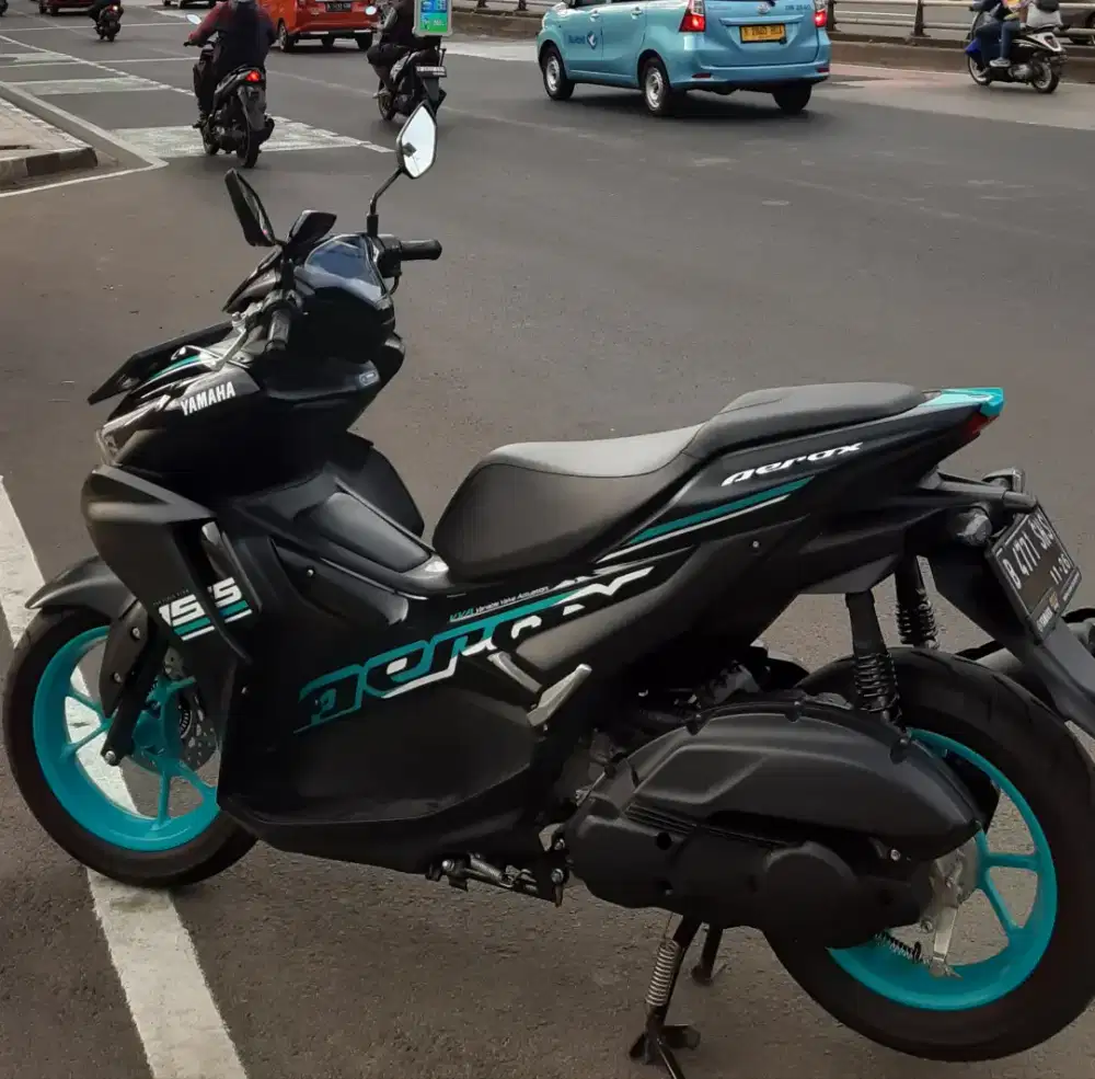 Yamaha Aerox 155 (stelan pabrik)
