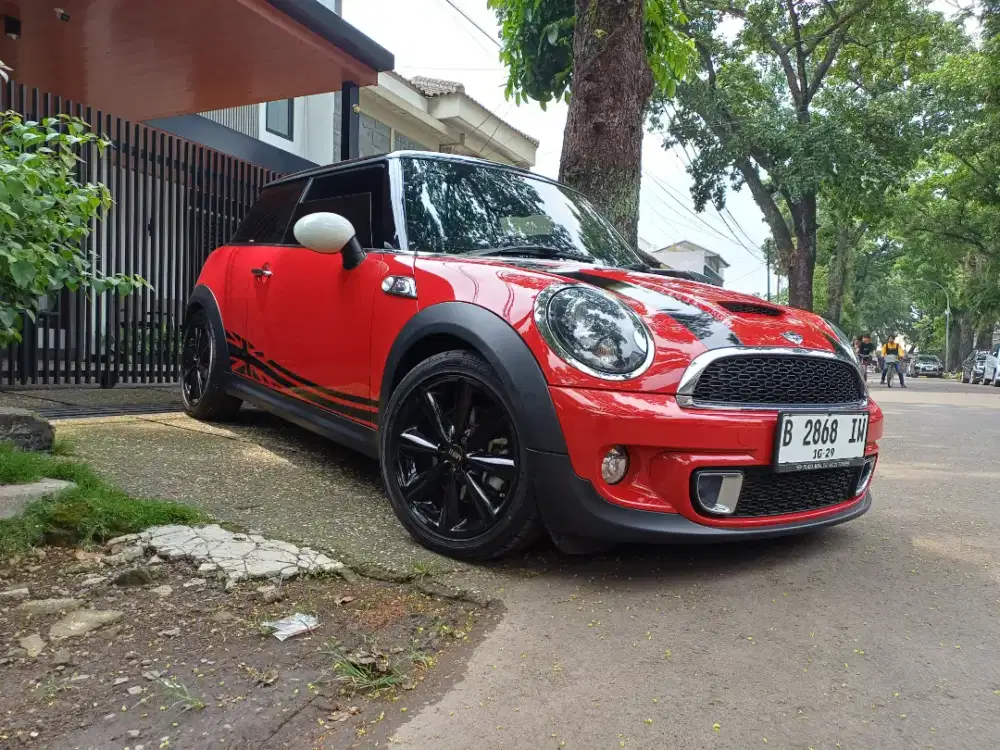 Mini Cooper S Automatic Low Km 30 RB