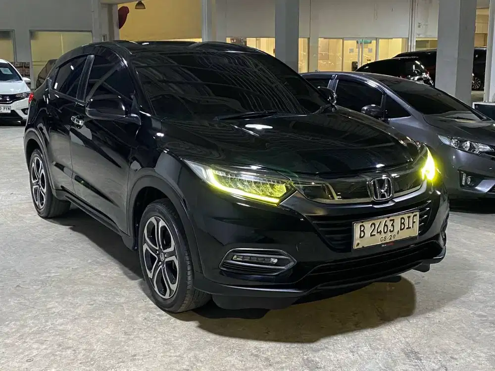 Honda HRV 1.5 E SE AT 2019 Hitam PREMIUM B2463BIF
