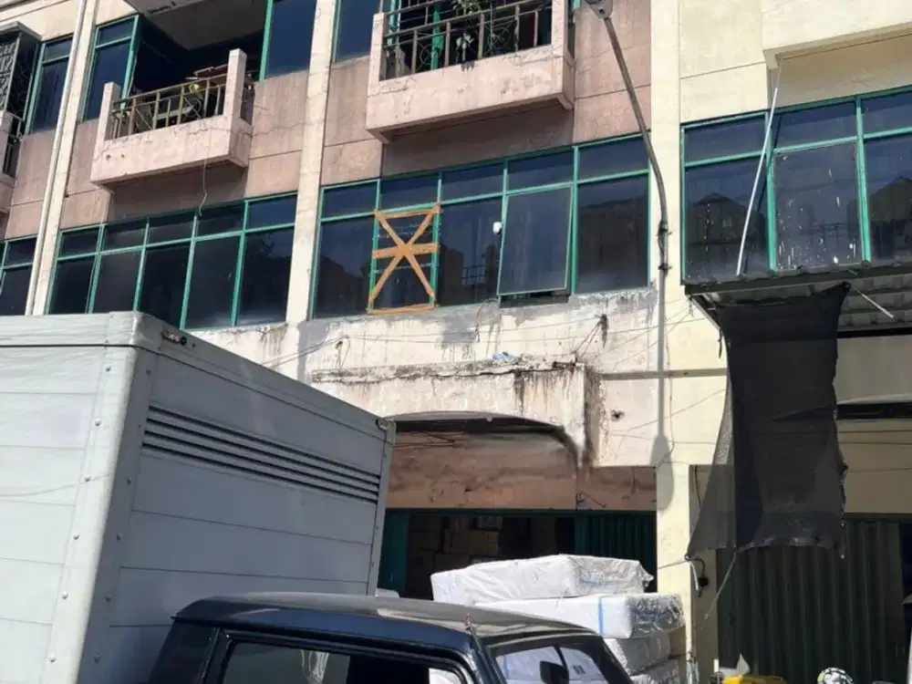 Ruko Pengampon Square 3,5 Lantai STRATEGIS