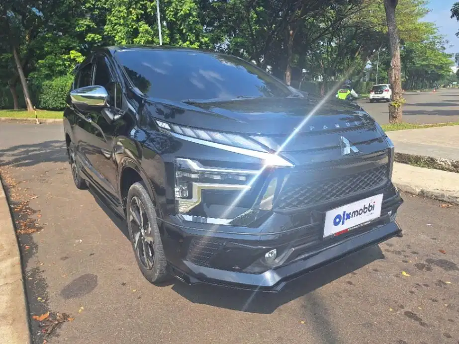 DP MURAH Mitsubishi Xpander 1.5 Ultimate Bensin-AT 2022 Abu C6JWB