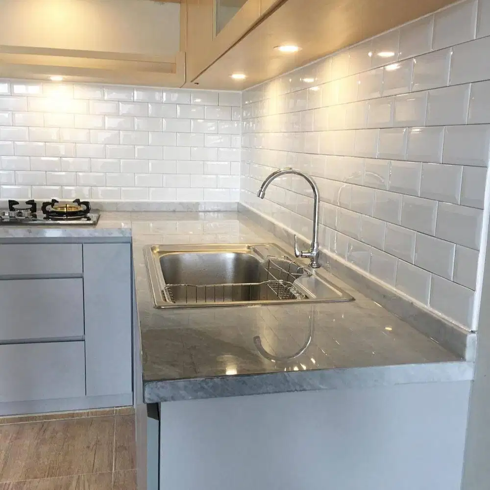 Custom Interior Kitchen Set, Backdrop TV, Lemari, Wardrobe, Kitchenset