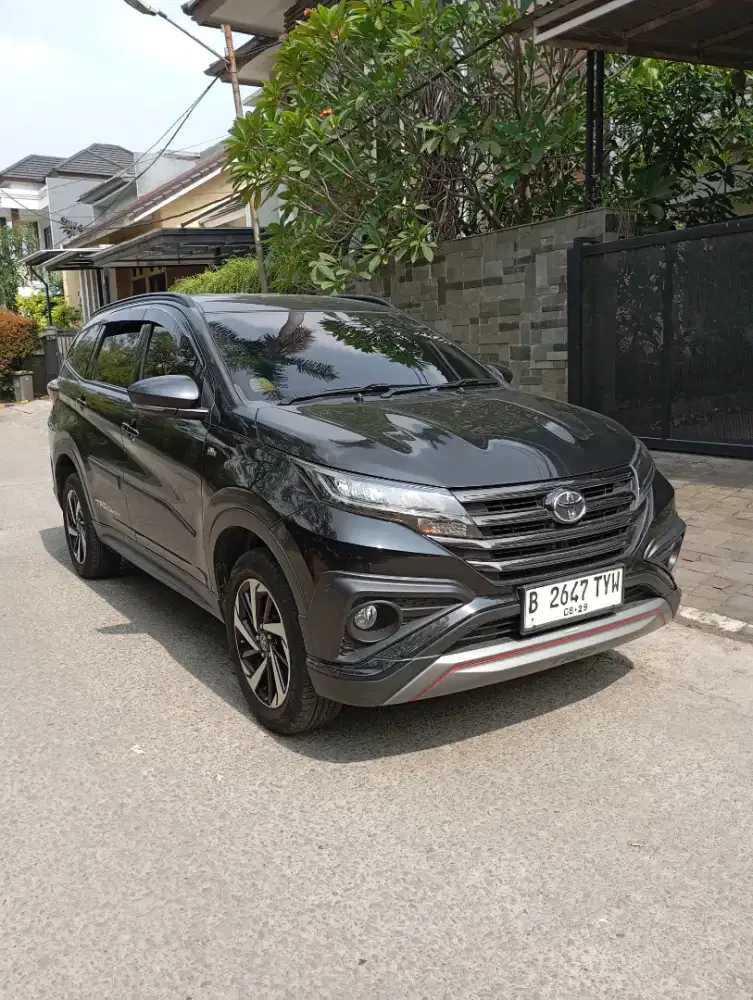 Rush trd sportivo'2019,mulus seperti baru,jarang pake