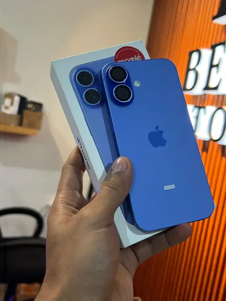 Iphone 16 256gb iBox bluemarine garansi agustus 2026 bisa Tt