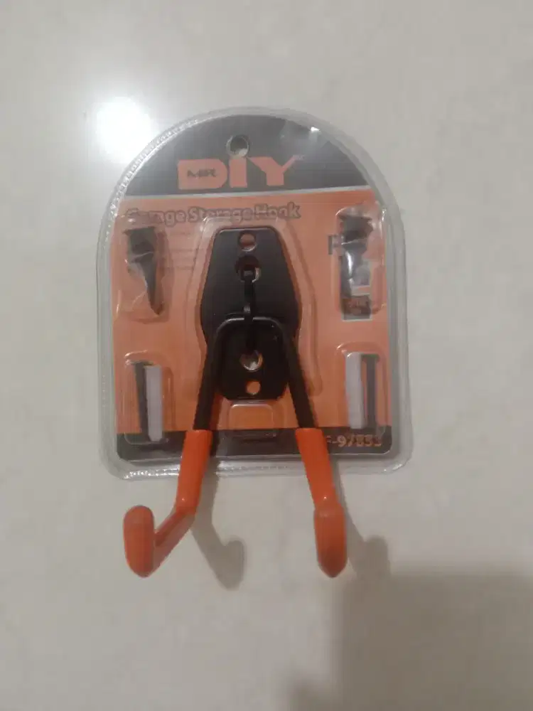 Garage Storage hook baru