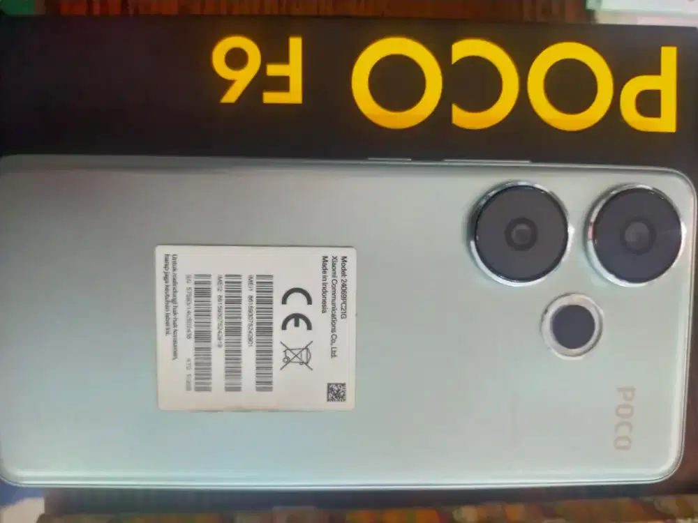 Poco F6 12/512 gb