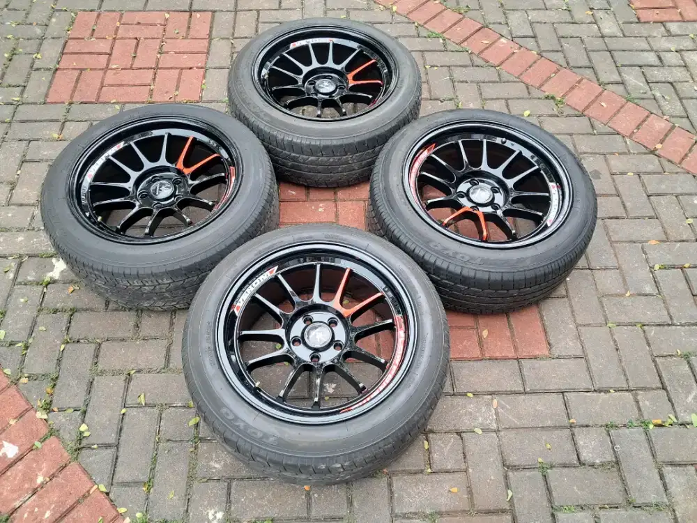 Elg venom 5 ring 18x9 pcd 5x114,3 et 20 ban 235/50 R18 4pcs