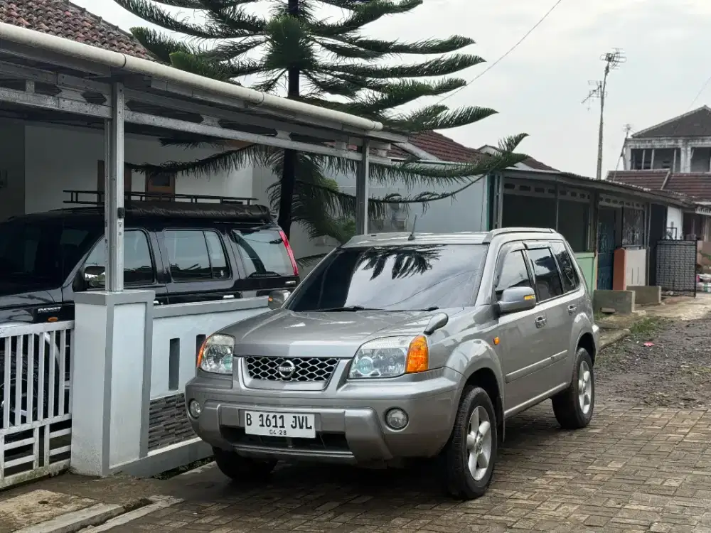 Nissan X-Trail 2.5 St