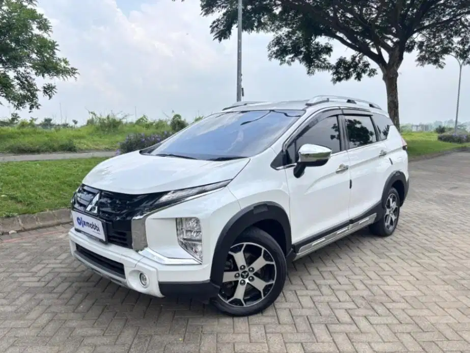 Mitsubishi Xpander 1.5 Cross Bensin MANUAL 2021 WZM