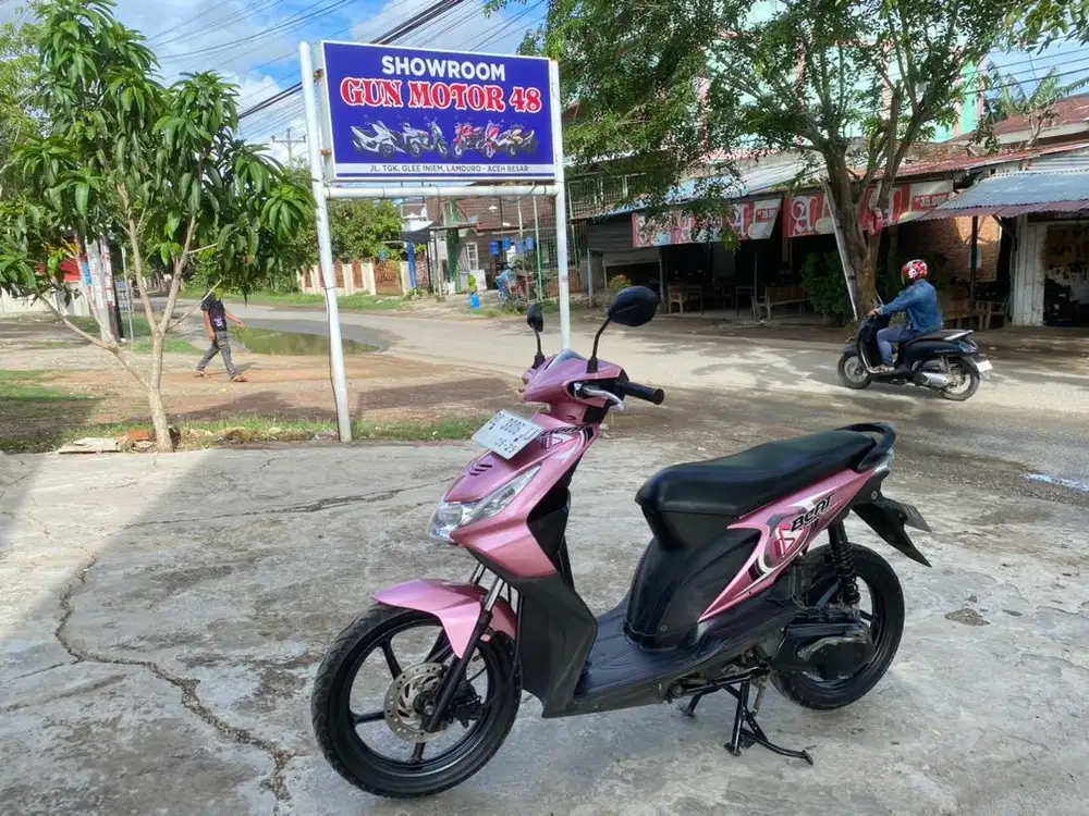 Honda beat tahun 2009