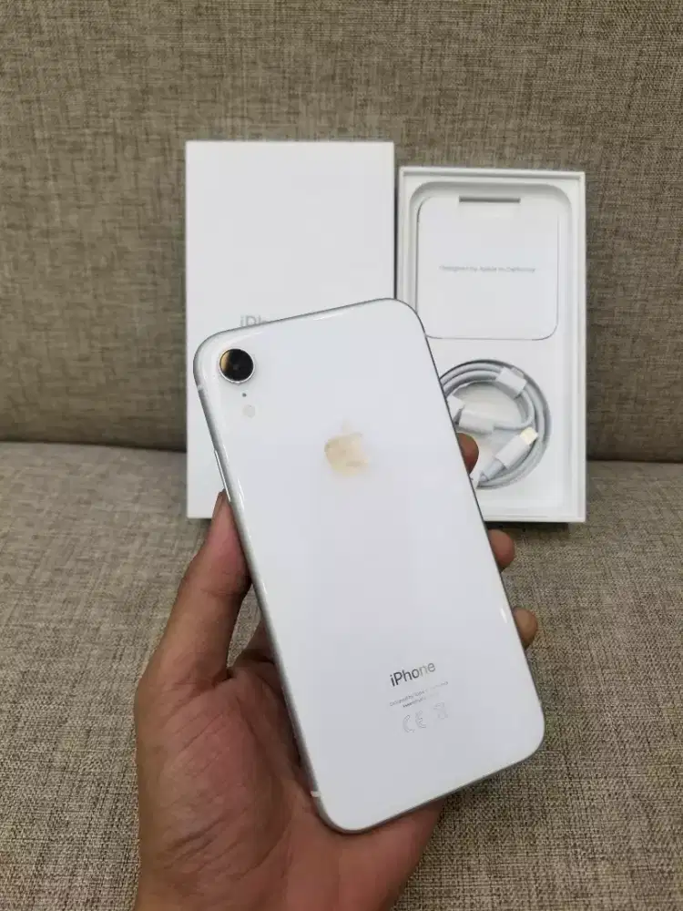 Iphone Xr 64 GB Beacukai Fullset